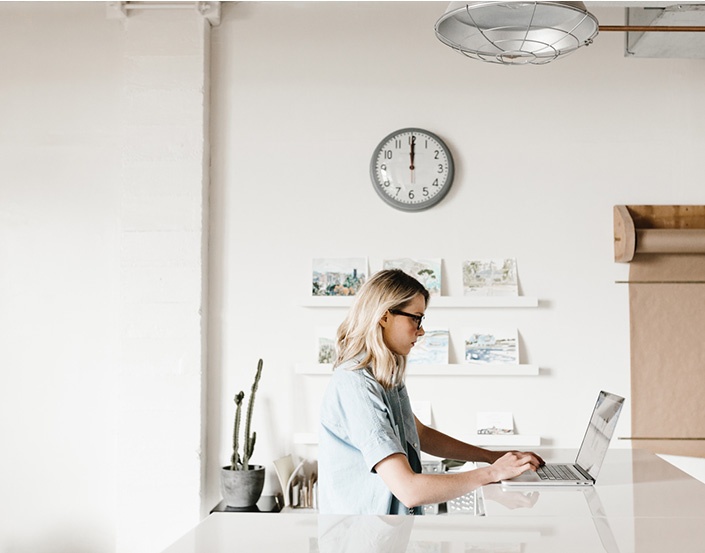 profile-woman-desk.jpg