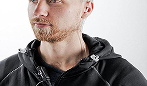 On Set Headsets: Walkie-talkie Headsets and Earpieces for Film Production/Filmmaking